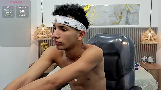 JDWhite18 online show from March 2026 06:08:01 AM