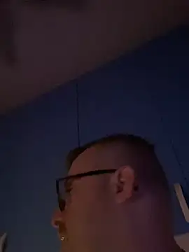 io1Elian online show from April 2026 08:24:02 PM