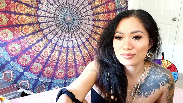 222goddess444you online show from June 2026 10:49:02 PM