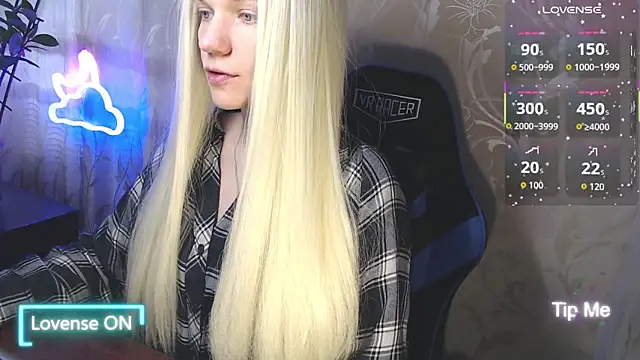 Shiny Victoria online show from March 2026 09:03:02 AM