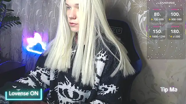 Shiny Victoria online show from April 2026 08:17:02 AM