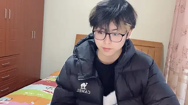 Snapshot of zijunzbzs chatting on February 2026 10:00:01 AM zijunzbzs online show from February 2026 10:00:01 AM