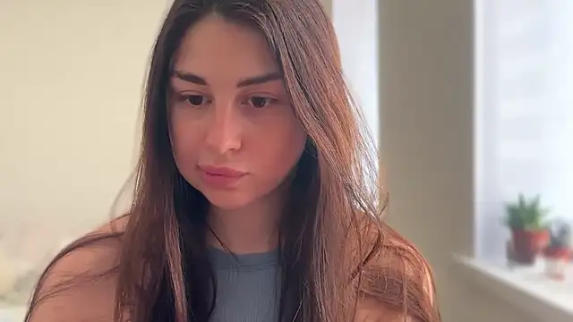 LiluMartiznir online show from March 2026 08:39:02 AM