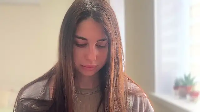 LiluMartiznir online show from March 2026 09:24:02 AM