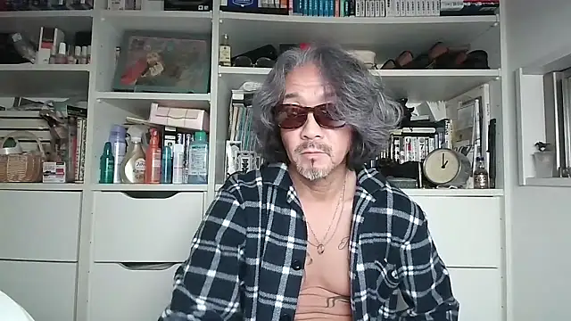 MtaS1 online show from April 2026 03:54:01 PM