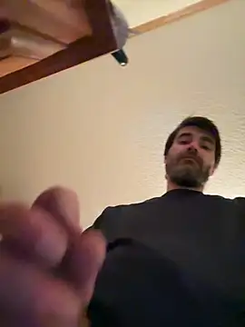 Snapshot of tommattsonn chatting on April 2026 02:16:01 AM tommattsonn online show from April 2026 02:16:01 AM