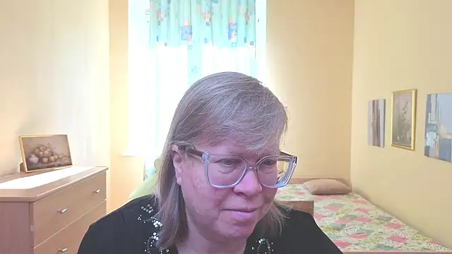 Snapshot of Emma_Eclipsee chatting on March 2026 11:26:02 AM Emma Eclipsee online show from March 2026 11:26:02 AM