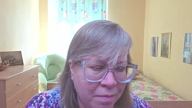 Snapshot of Emma_Eclipsee chatting on March 2026 10:48:01 AM Emma Eclipsee online show from March 2026 10:48:01 AM