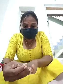 Snapshot of Tamil_Hot_Nisha chatting on February 2026 04:51:01 PM Tamil Hot Nisha online show from February 2026 04:51:01 PM