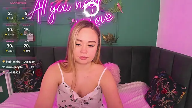 Snapshot of BellaAiry chatting on February 2026 06:26:01 AM BellaAiry online show from February 2026 06:26:01 AM