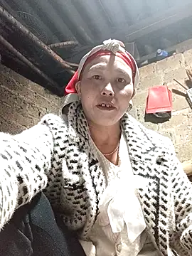 lena-cute online show from February 2026 12:45:01 PM