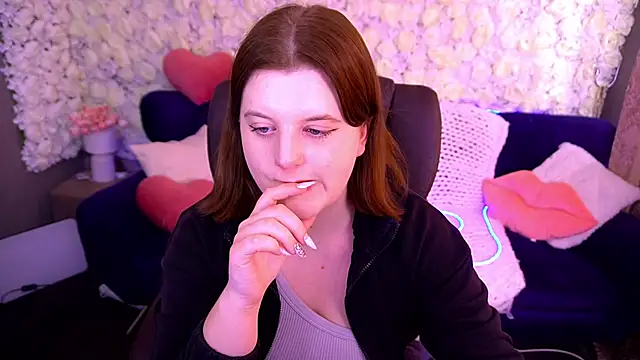 Snapshot of KristiFoxy chatting on April 2026 01:38:02 PM KristiFoxy online show from April 2026 01:38:02 PM