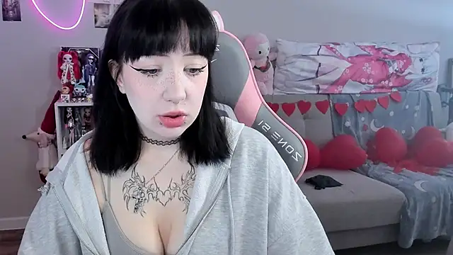 MollysLand online show from February 2026 07:54:02 AM