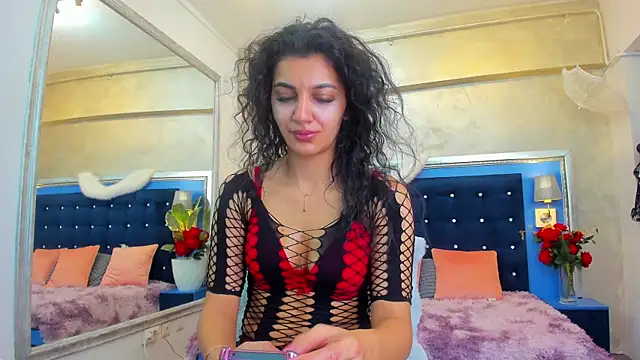 YasmineDelight online show from February 2026 08:18:02 AM