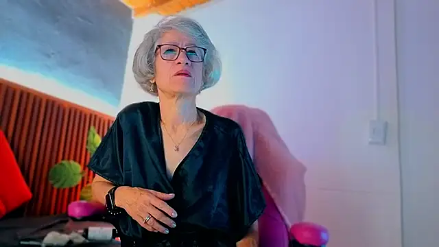 miss monserrate01 online show from February 2026 12:32:02 PM