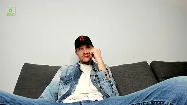 Deymond Russo online show from February 2026 05:22:02 PM