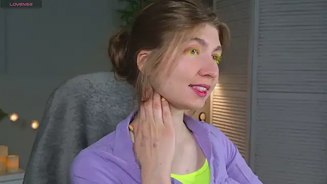 Bubble Chloe online show from March 2026 02:06:01 PM