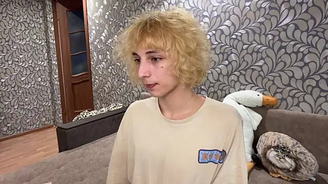 Fred bucks online show from April 2026 01:32:02 PM