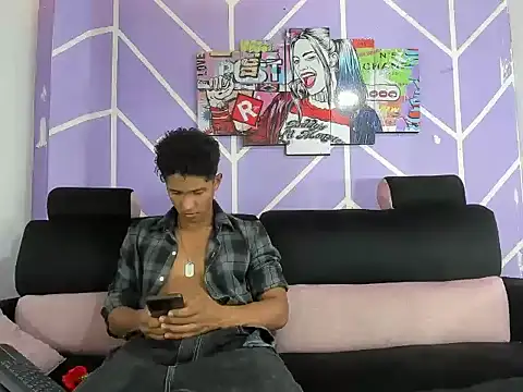 Yoel hot2004 online show from April 2026 07:51:02 PM