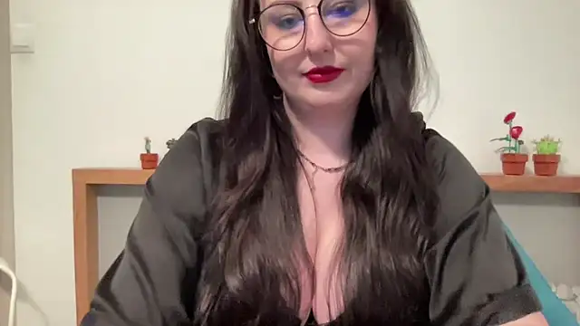 Snapshot of DorothyJoy chatting on April 2026 12:18:02 PM DorothyJoy online show from April 2026 12:18:02 PM