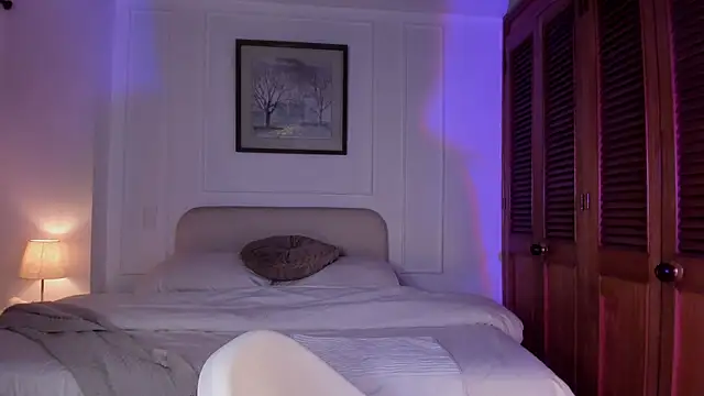 ConnieDeep online show from April 2026 09:40:02 AM