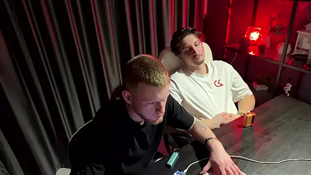 Adam ice online show from February 2026 06:16:01 PM