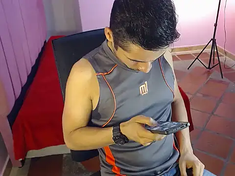 Snapshot of FerminGomez chatting on February 2026 06:58:01 PM FerminGomez online show from February 2026 06:58:01 PM