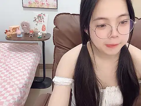 Snapshot of Dawn-2 chatting on February 2026 12:15:02 AM Dawn-2 online show from February 2026 12:15:02 AM