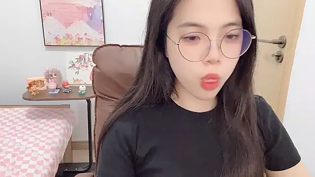 Snapshot of Dawn-2 chatting on February 2026 06:52:01 PM Dawn-2 online show from February 2026 06:52:01 PM