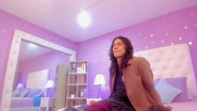 Goldentemptation  online show from February 2026 07:45:01 PM