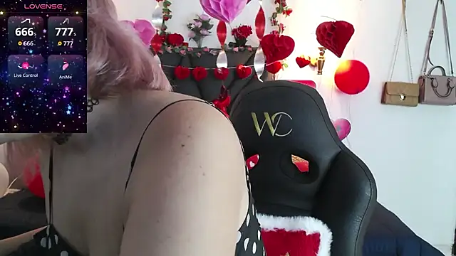 Sharma Amayra online show from February 2026 07:43:01 PM