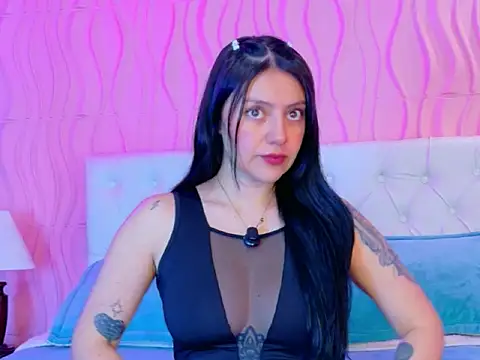 Snapshot of Mia_Cherry__ chatting on February 2026 07:00:02 PM Mia Cherry online show from February 2026 07:00:02 PM