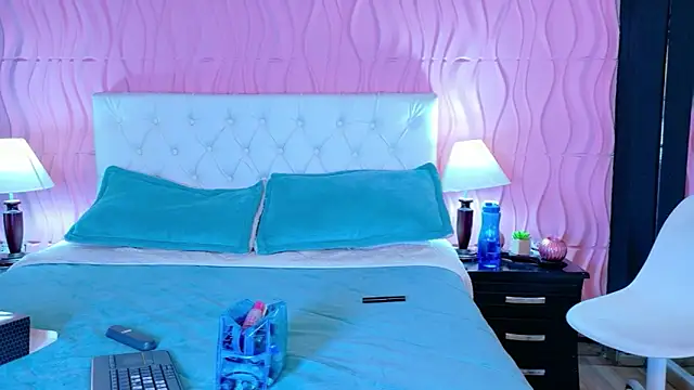 Mia Cherry   online show from March 2026 02:17:01 PM