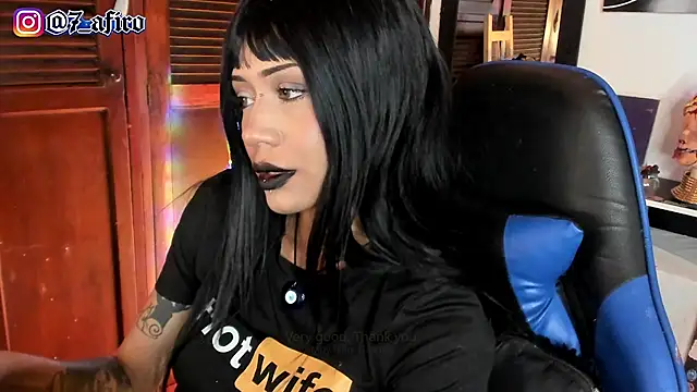 Snapshot of Ivy_Byte chatting on July 2026 01:05:02 AM Ivy Byte online show from July 2026 01:05:02 AM