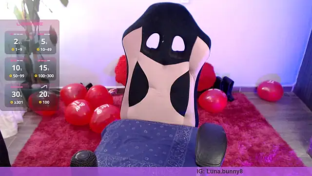 Snapshot of missfungi8 chatting on February 2026 08:05:01 PM missfungi8 online show from February 2026 08:05:01 PM