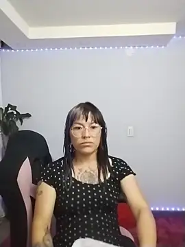 Snapshot of missfungi8 chatting on April 2026 08:09:02 AM missfungi8 online show from April 2026 08:09:02 AM