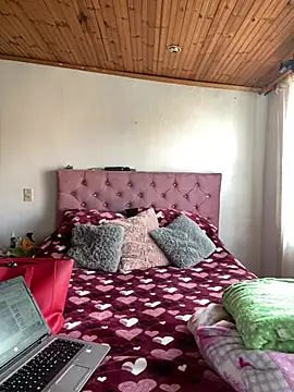 JulietaRiios online show from March 2026 07:17:02 PM