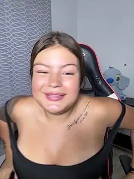 Snapshot of ladycharlottex chatting on April 2026 11:09:02 PM ladycharlottex online show from April 2026 11:09:02 PM