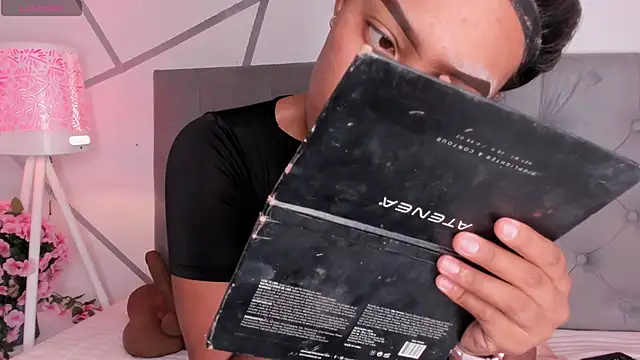 Khloe Rosee online show from February 2026 07:45:01 PM