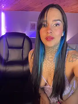 Annie Alicee online show from April 2026 02:35:01 PM