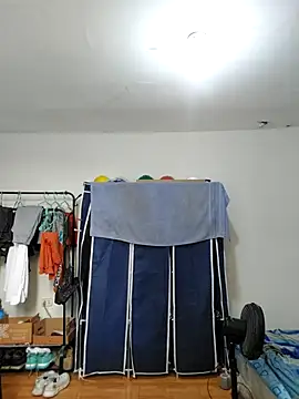 thom 1 online show from May 2026 05:31:02 PM