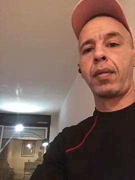 creativeX online show from February 2026 07:18:01 PM