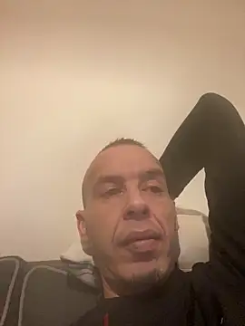 creativeX online show from February 2026 09:22:02 PM