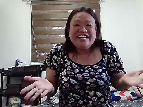 Snapshot of yummychubby29 chatting on February 2026 06:40:02 AM yummychubby29 online show from February 2026 06:40:02 AM