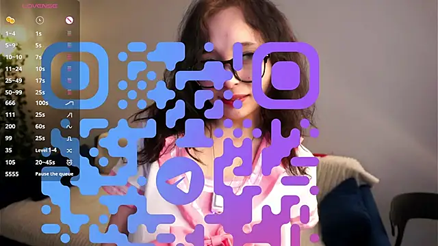 HannaHayles online show from April 2026 06:21:01 PM