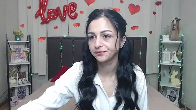 EvaClarkk online show from April 2026 05:29:01 AM