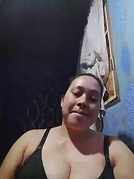 Snapshot of May_Bombs chatting on July 2026 08:18:01 AM May Bombs online show from July 2026 08:18:01 AM