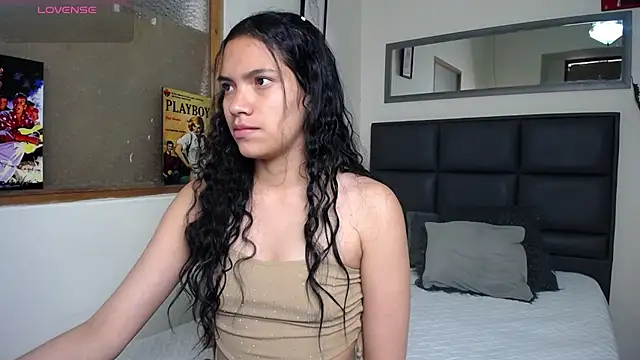 Snapshot of Julieta_Parker chatting on July 2026 07:52:02 PM Julieta Parker online show from July 2026 07:52:02 PM