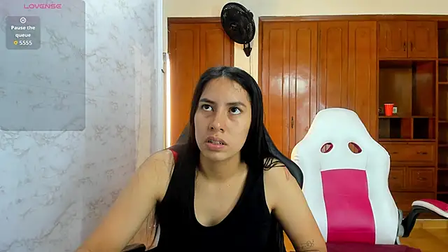 Emily and Soffy online show from March 2026 11:59:01 AM