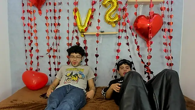 Snapshot of Eliotkinky chatting on February 2026 05:09:02 PM Eliotkinky online show from February 2026 05:09:02 PM